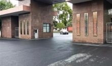 实探“随便进”的政府大院：外卖小哥和官员同堂吃饭 办公秩序未受影响