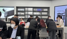 国补首日手机品牌门店客流量翻倍，部分线下店还在等审批