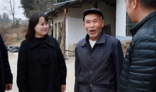 基层一盏灯 照暖百家心